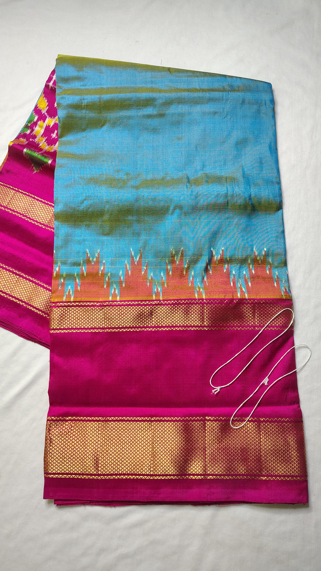 EC11 Ikkat pure silk handloom saree pallu and blouse same design