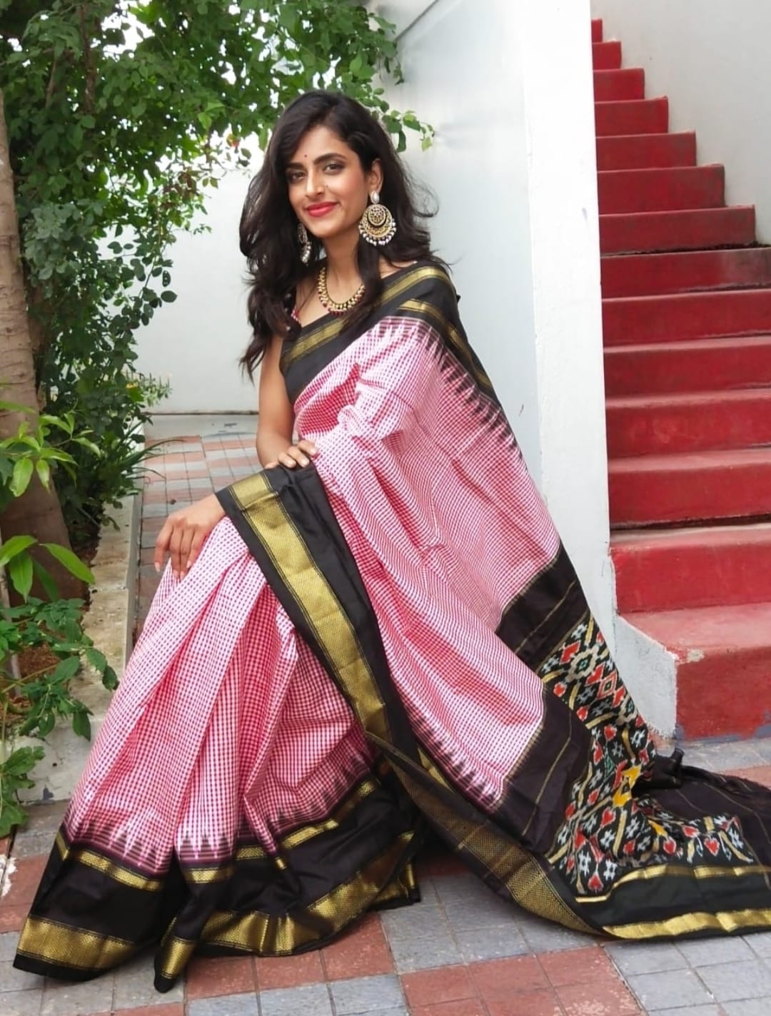 EC12 ikkat pure silk handloom saree pallu and blue same design