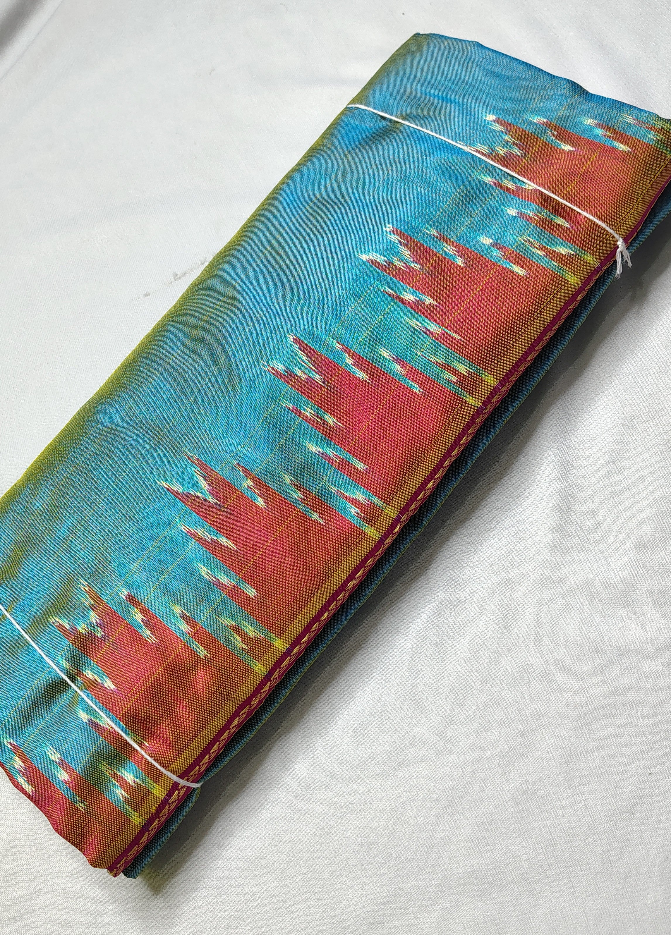 EC11 Ikkat pure silk handloom saree pallu and blouse same design